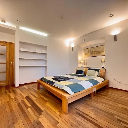 Old Town Hideout Self Check-in Ign6